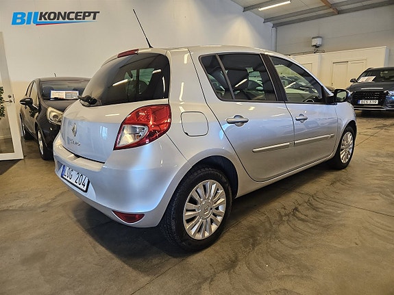 Renault Clio 4 of 12
