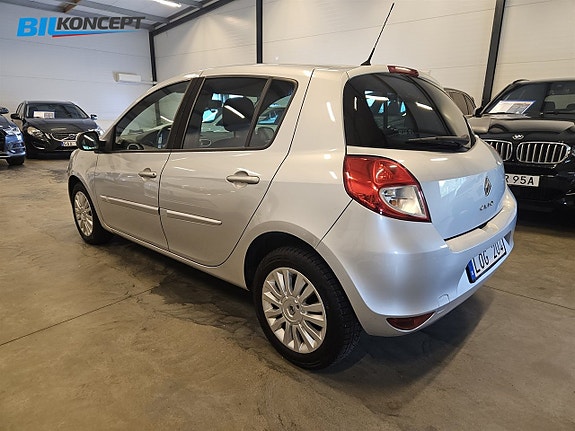 Renault Clio 3 of 12