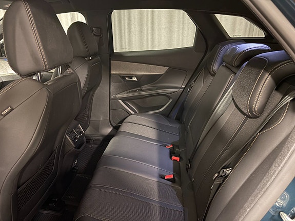 Peugeot 3008 5 of 15