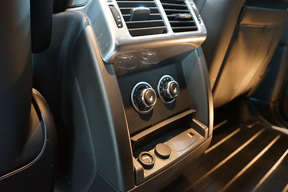 Land Rover Range Rover 14 of 16