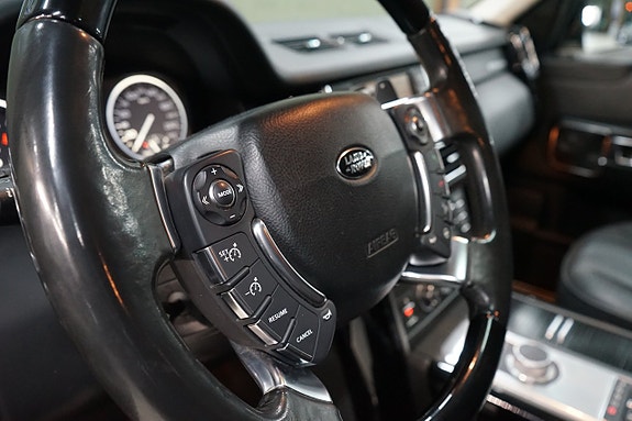 Land Rover Range Rover 7 of 16