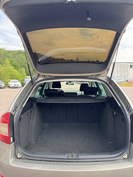 Skoda Octavia 10 of 23