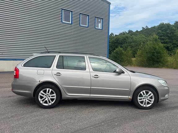 Skoda Octavia 7 of 23