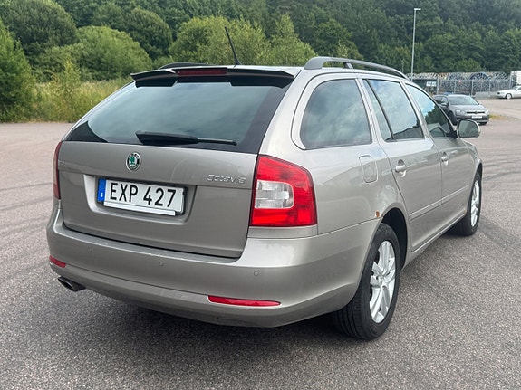 Skoda Octavia 6 of 23