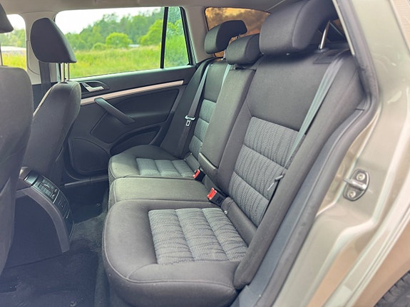 Skoda Octavia 11 of 23