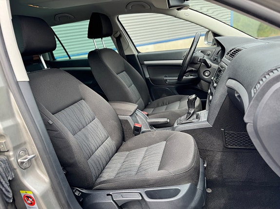 Skoda Octavia 8 of 23