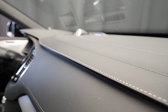 Volvo XC90 24 of 30