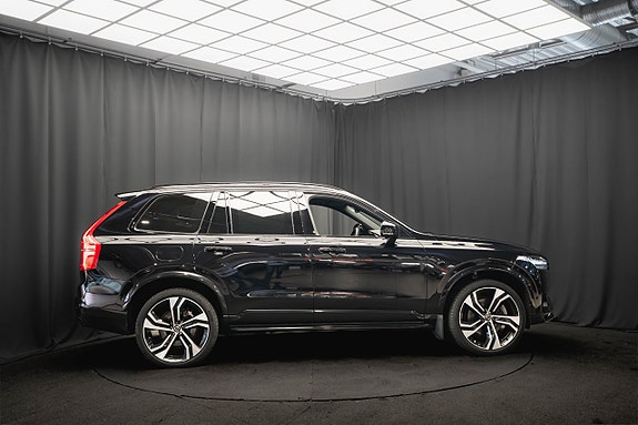 Volvo XC90 6 of 30