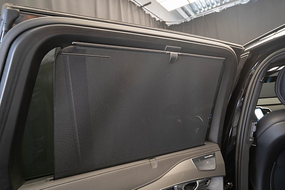 Volvo XC90 27 of 30