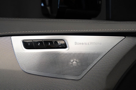 Volvo XC90 20 of 30