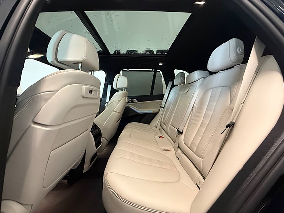 BMW X5 24 of 25