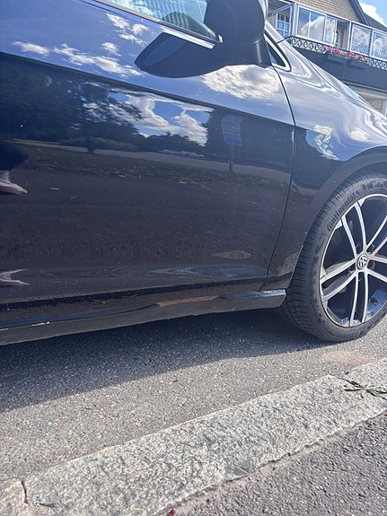 Volkswagen Golf VII 3 of 3