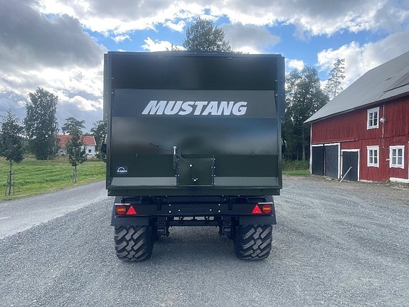 Mustang MG160 spannmålsvagn volym 23m3 - 26 7 of 11