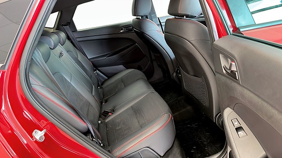 Hyundai Tucson 5 of 12