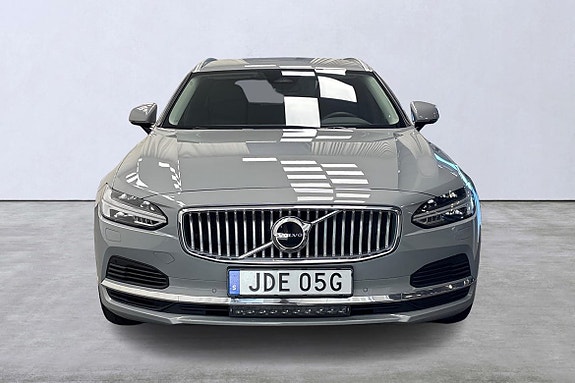 Volvo V90 7 of 15