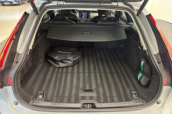 Volvo V90 13 of 15