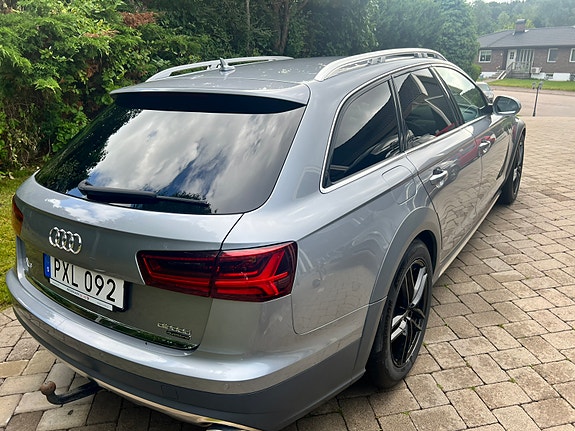 Audi A6 allroad 3 of 7