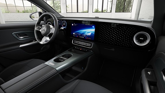 Mercedes-Benz GLA250 5 of 8