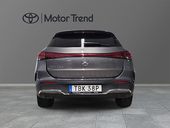 Mercedes-Benz EQA250 4 of 11