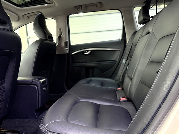 Volvo XC70 19 of 30