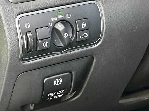 Volvo XC70 17 of 30