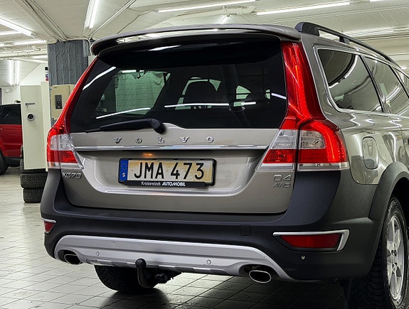 Volvo XC70 10 of 30