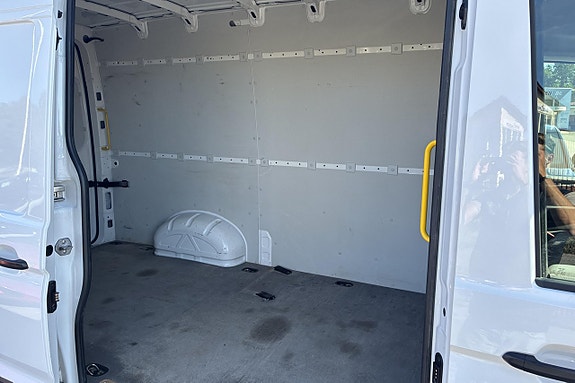 Volkswagen Crafter 35 16 of 22