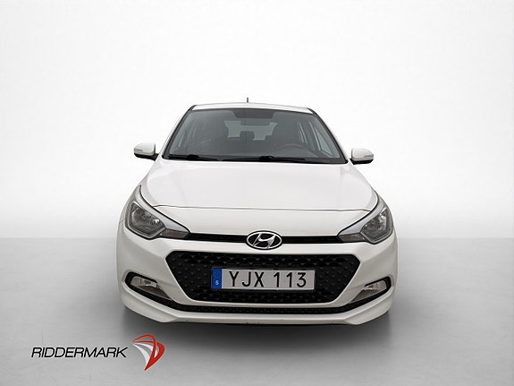 Hyundai i20 2 of 28