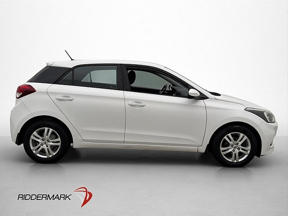 Hyundai i20 4 of 28
