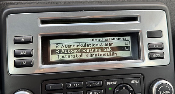 Volvo V70 16 of 22