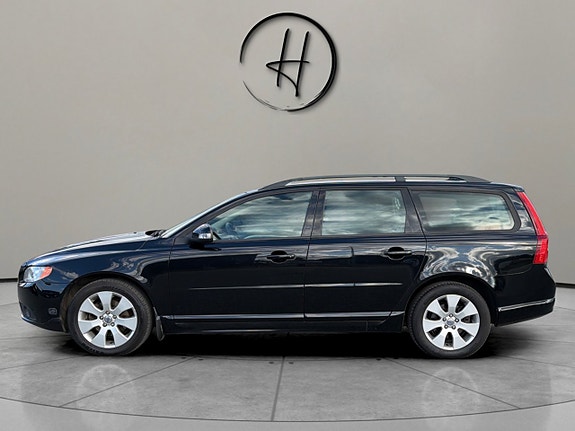Volvo V70 7 of 22