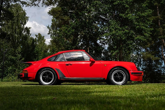 Porsche 911 T 3 of 6