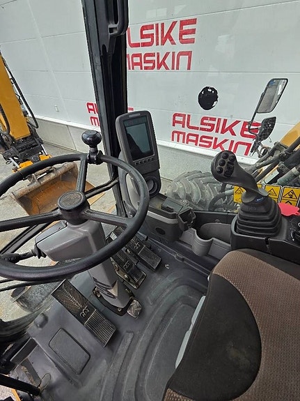 CAT 313 D 4 of 11
