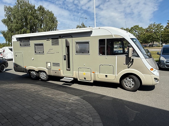 Bürstner Elegance i 710 3,0 Multijet 3 of 16