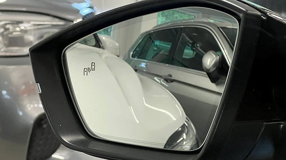Skoda Superb 22 of 27