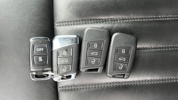Skoda Superb 24 of 25
