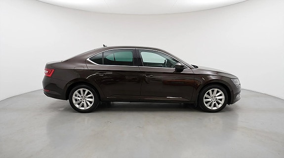 Skoda Superb 3 of 25
