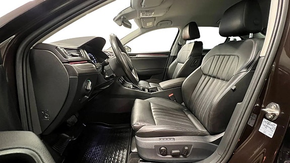 Skoda Superb 9 of 27
