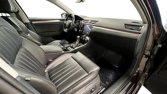 Skoda Superb 15 of 27