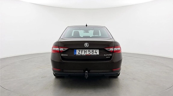 Skoda Superb 5 of 27