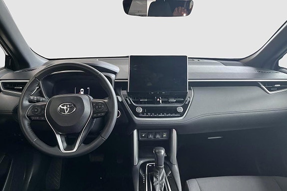 Toyota Corolla Cross 11 of 14