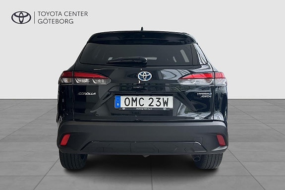 Toyota Corolla Cross 7 of 14