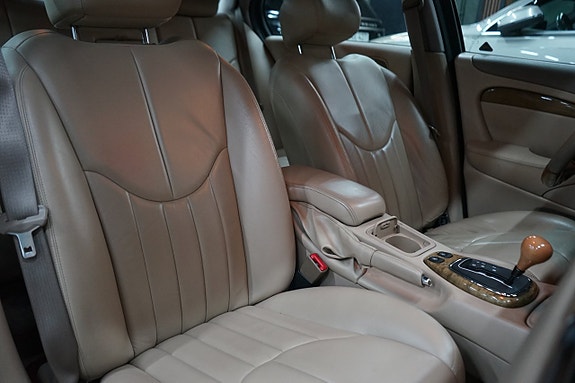 Jaguar S-TYPE 11 of 15