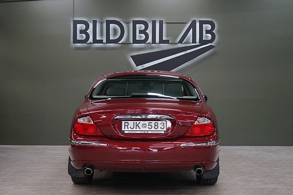 Jaguar S-TYPE 6 of 15