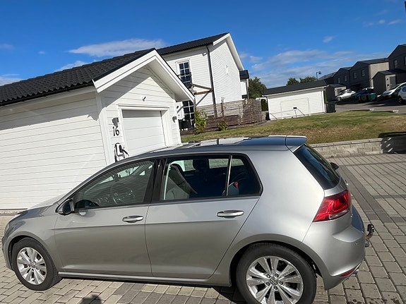 Volkswagen Golf VII 3 of 7