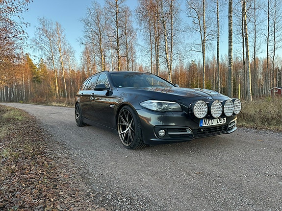 BMW 520d 2 of 7