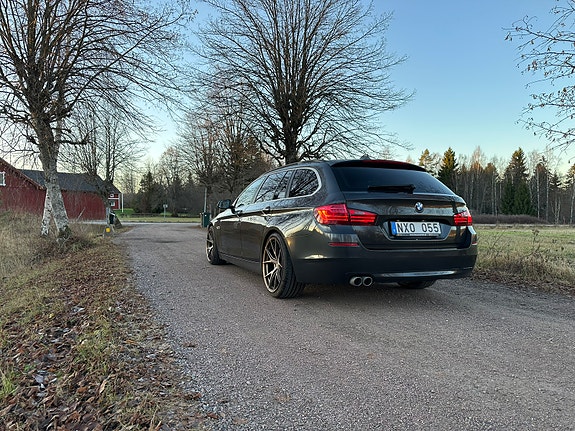 BMW 520d 4 of 7