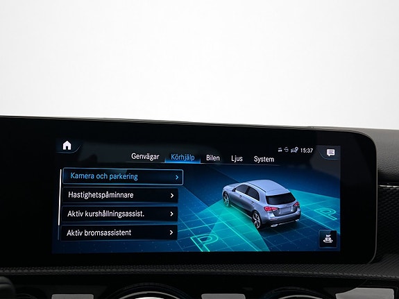 Mercedes-Benz A200 18 of 29