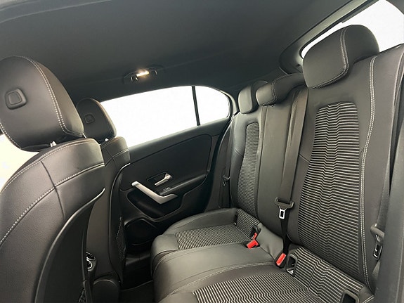 Mercedes-Benz A200 10 of 29