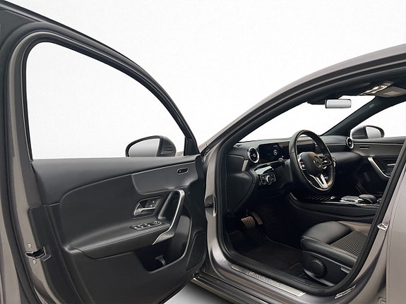 Mercedes-Benz A200 13 of 29